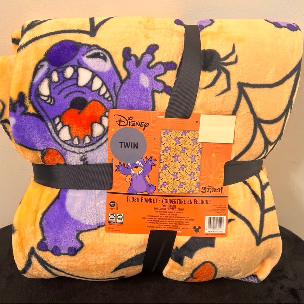 Disney Stitch Halloween Blanket